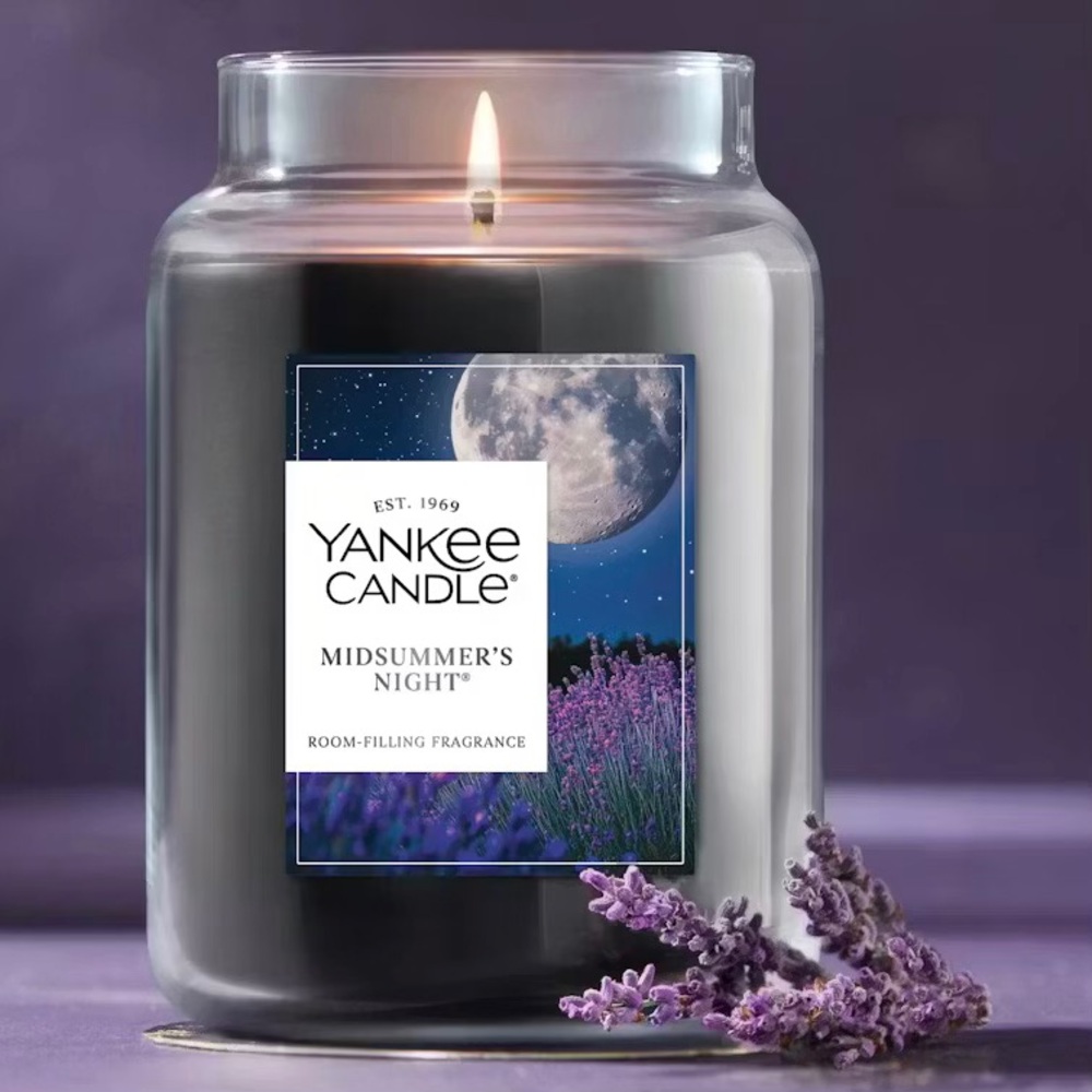 NWT Yankee Candle Midsummer’s Night Candle